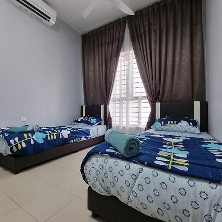 3R2B Entire Apartment Air-Conditioned By Wnz Home Putrajaya For Islamic Guests Only Exterior photo